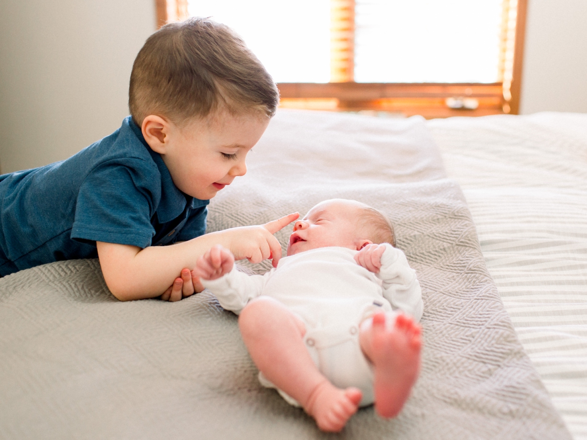 sibling newborn session